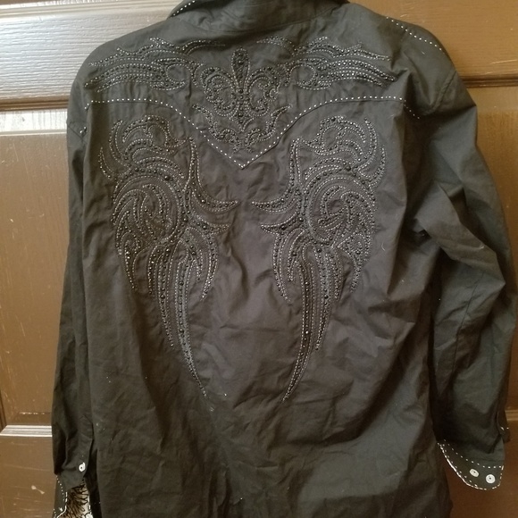 ***SOLD***Victorious Roar Affliction button up L - Picture 3 of 4